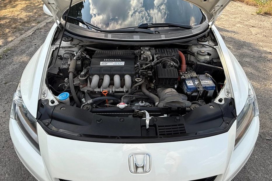 Продам Honda CR-Z 2015 года в Днепре