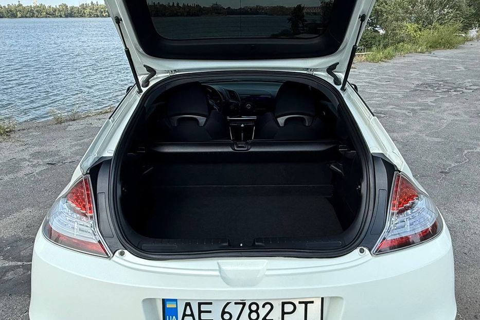 Продам Honda CR-Z 2015 года в Днепре