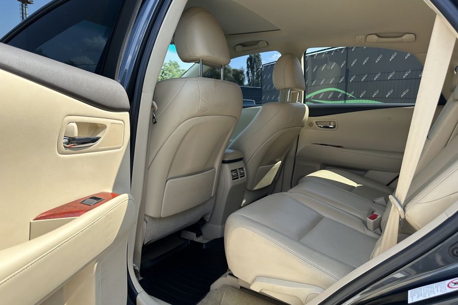 Продам Lexus RX 450 Hybrid  2010 года в Киеве