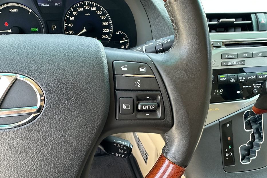 Продам Lexus RX 450 Hybrid  2010 года в Киеве