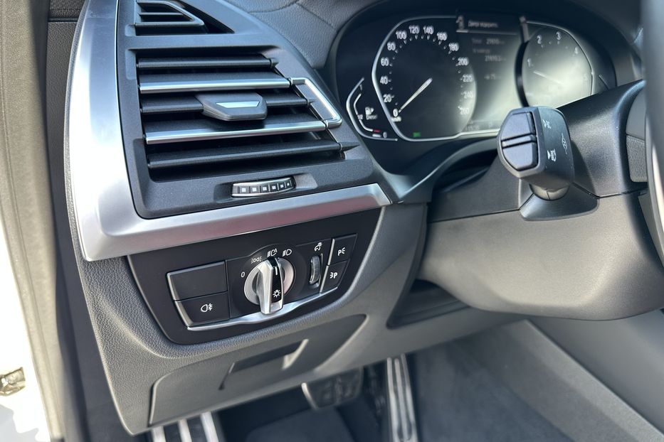 Продам BMW X3 Xdrive20d 2022 года в Киеве
