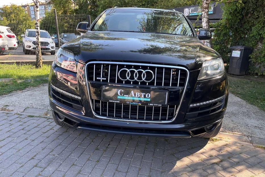Продам Audi Q7 2013 года в Черновцах