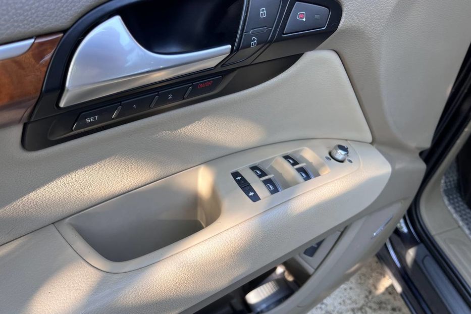 Продам Audi Q7 2013 года в Черновцах