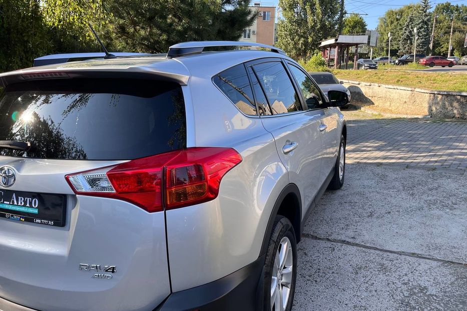 Продам Toyota Rav 4 2014 года в Черновцах