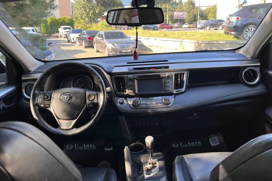 Продам Toyota Rav 4 2014 года в Черновцах