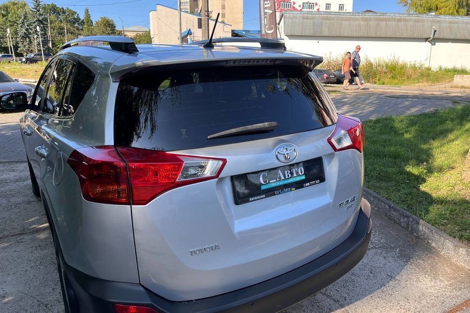 Продам Toyota Rav 4 2014 года в Черновцах