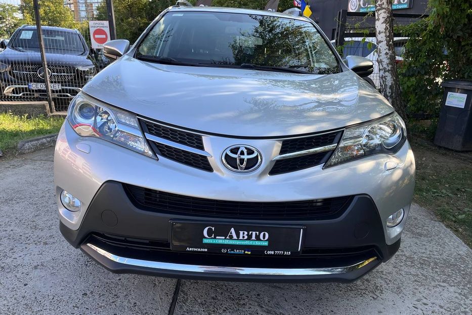 Продам Toyota Rav 4 2014 года в Черновцах