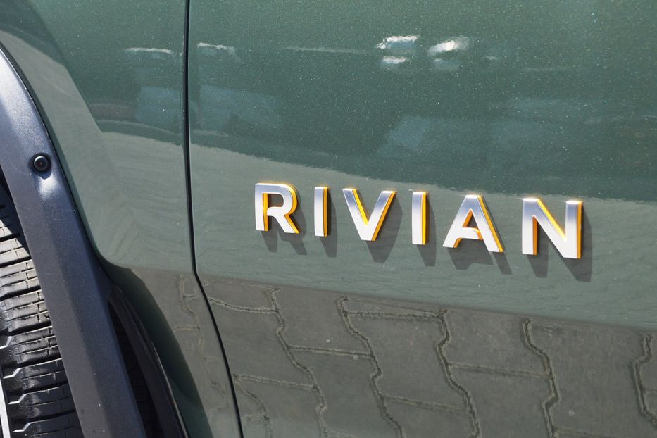 Продам Другое Другое Rivian R1S 2023 года в Одессе