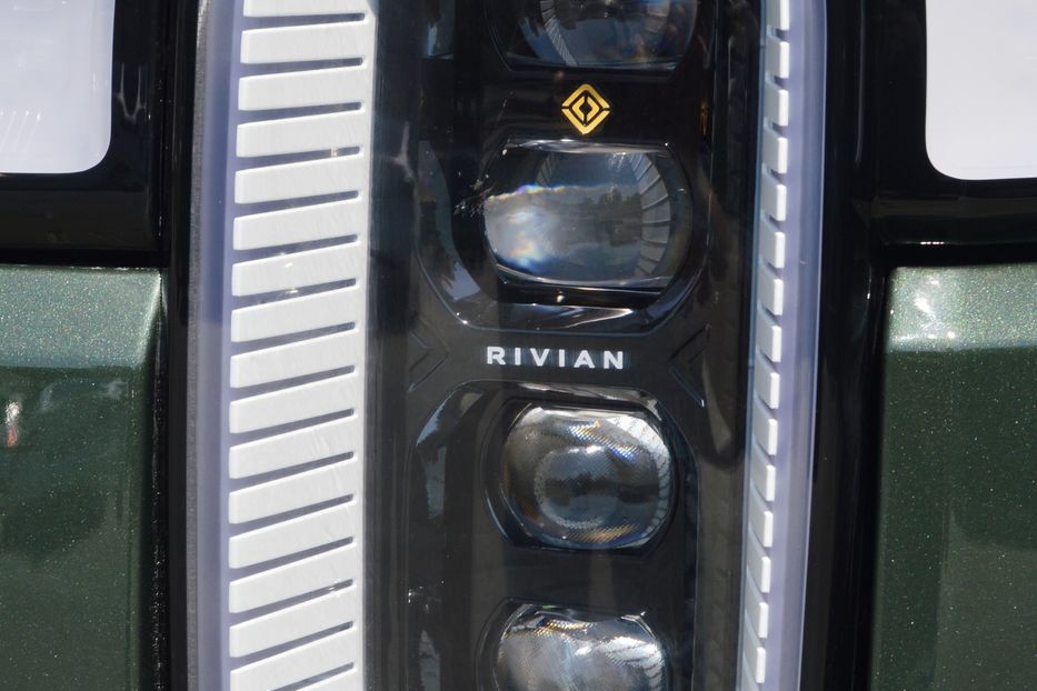 Продам Другое Другое Rivian R1S 2023 года в Одессе