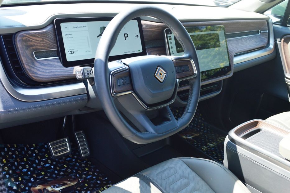 Продам Другое Другое Rivian R1S 2023 года в Одессе