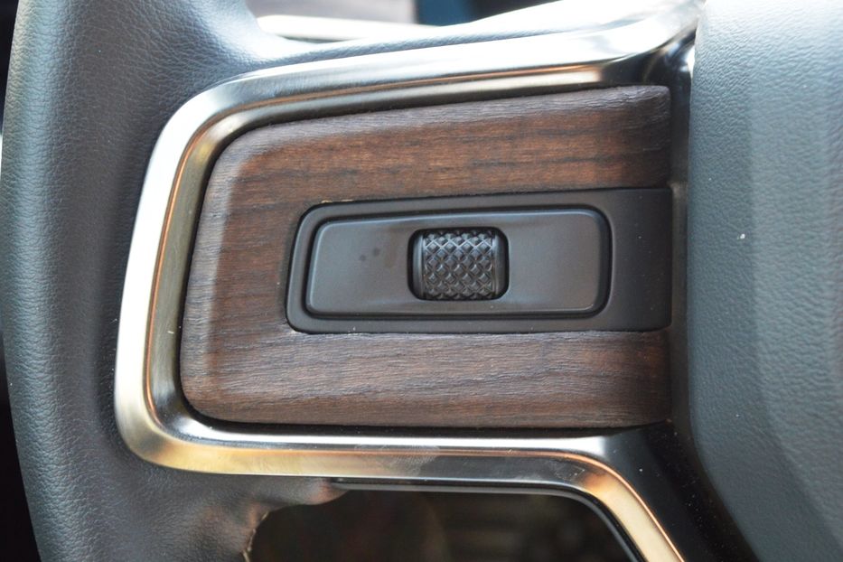 Продам Другое Другое Rivian R1S 2023 года в Одессе