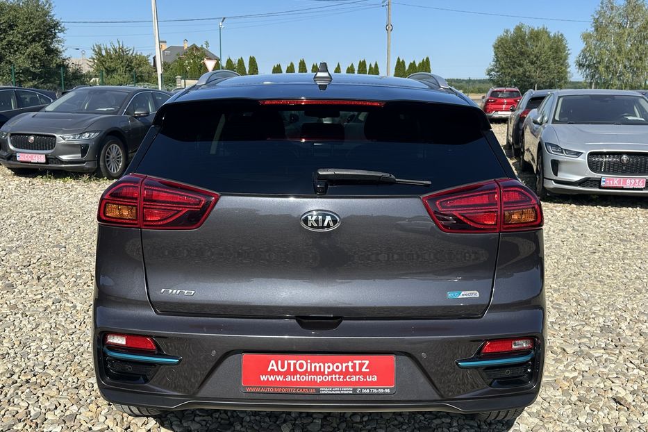 Продам Kia Niro 64 кВт Макс. комплектація 2020 года в Львове