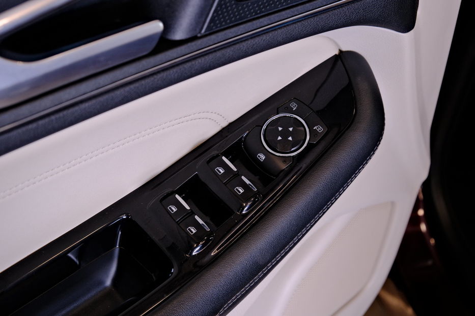 Продам Ford Edge Titanium 2019 года в Одессе