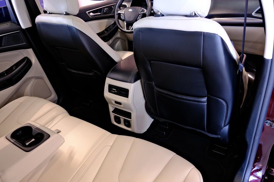 Продам Ford Edge Titanium 2019 года в Одессе