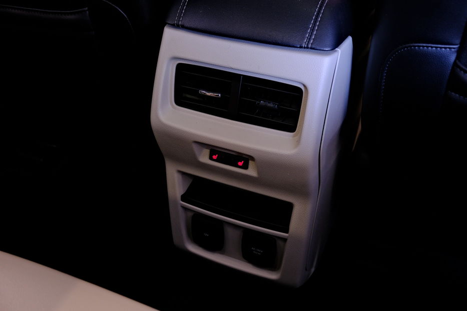 Продам Ford Edge Titanium 2019 года в Одессе