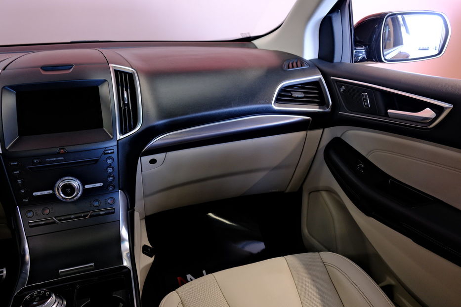 Продам Ford Edge Titanium 2019 года в Одессе