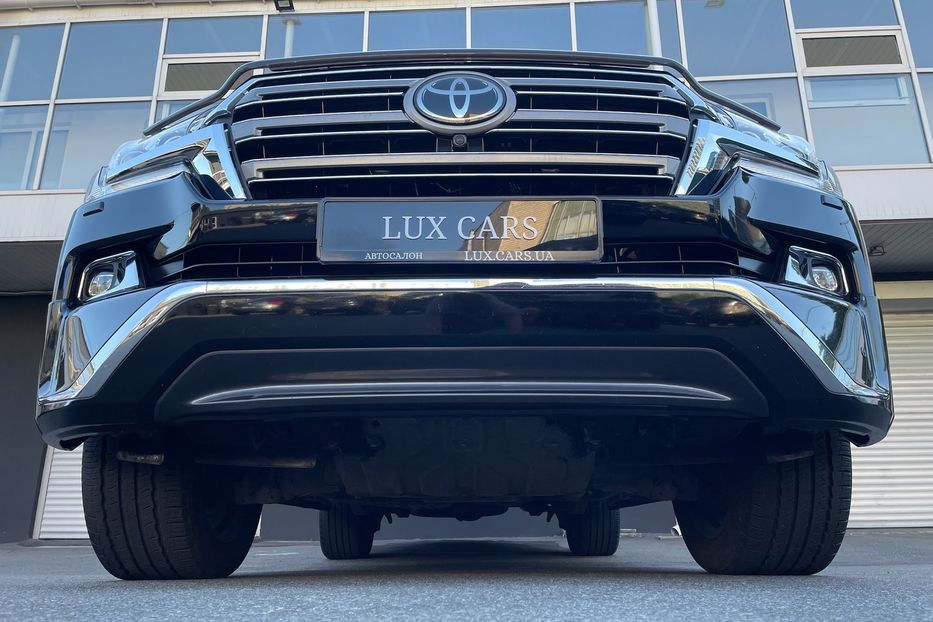 Продам Toyota Land Cruiser 200 Premium  2016 года в Киеве