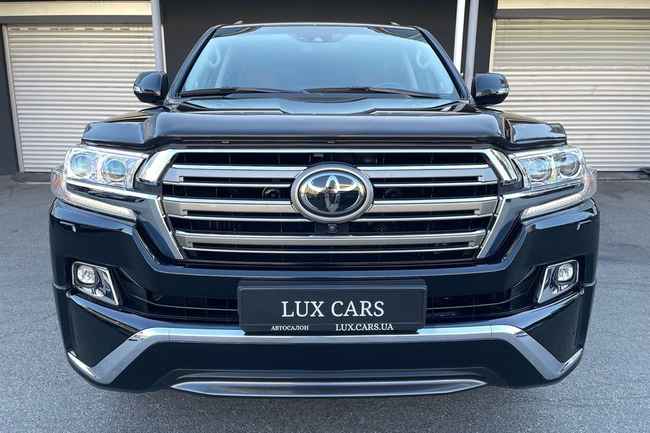 Продам Toyota Land Cruiser 200 Premium  2016 года в Киеве