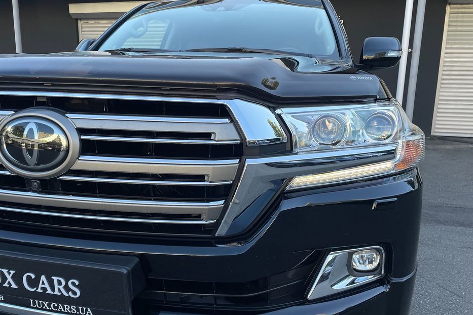 Продам Toyota Land Cruiser 200 Premium  2016 года в Киеве