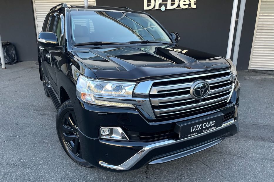 Продам Toyota Land Cruiser 200 Premium  2016 года в Киеве