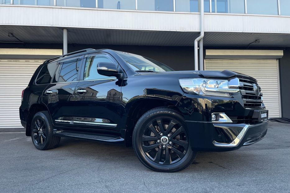 Продам Toyota Land Cruiser 200 Premium  2016 года в Киеве