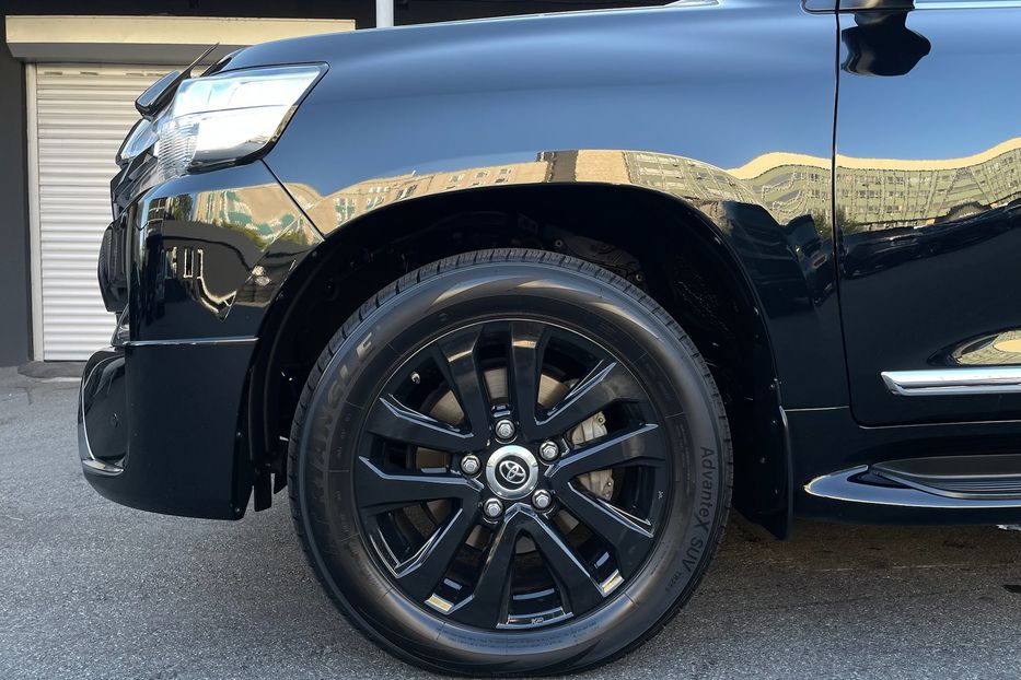 Продам Toyota Land Cruiser 200 Premium  2016 года в Киеве