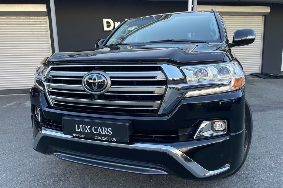 Продам Toyota Land Cruiser 200 Premium  2016 года в Киеве