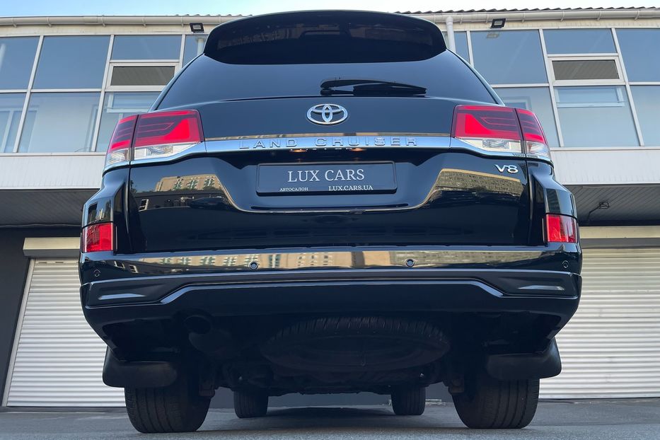 Продам Toyota Land Cruiser 200 Premium  2016 года в Киеве