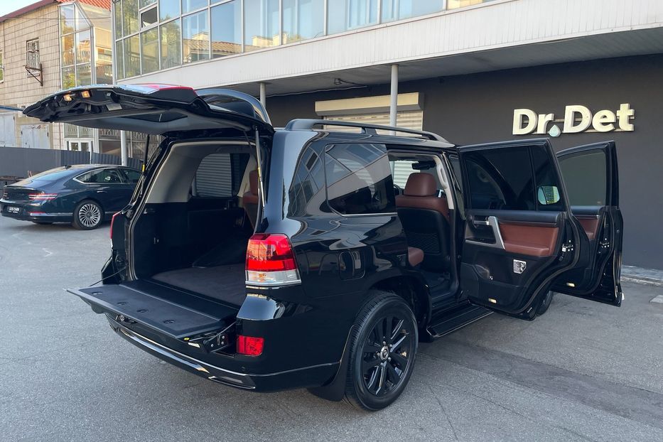 Продам Toyota Land Cruiser 200 Premium  2016 года в Киеве