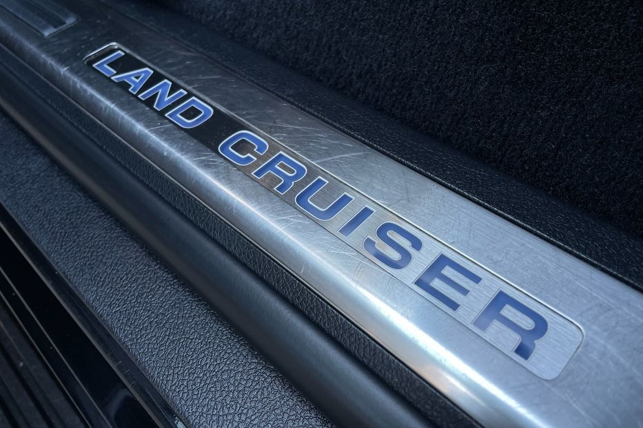 Продам Toyota Land Cruiser 200 Premium  2016 года в Киеве