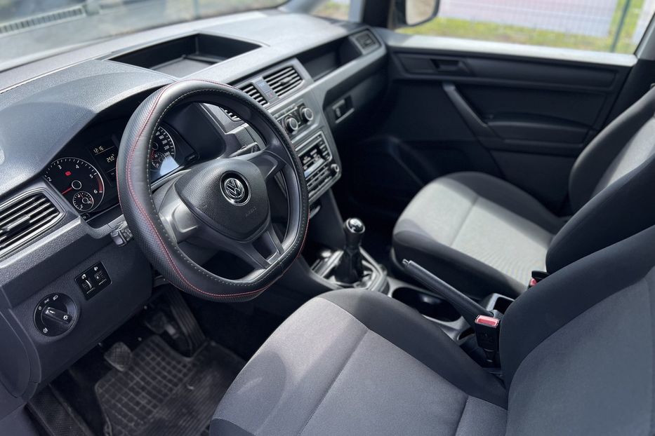 Продам Volkswagen Caddy пасс. COMIS 2015 года в г. Умань, Черкасская область