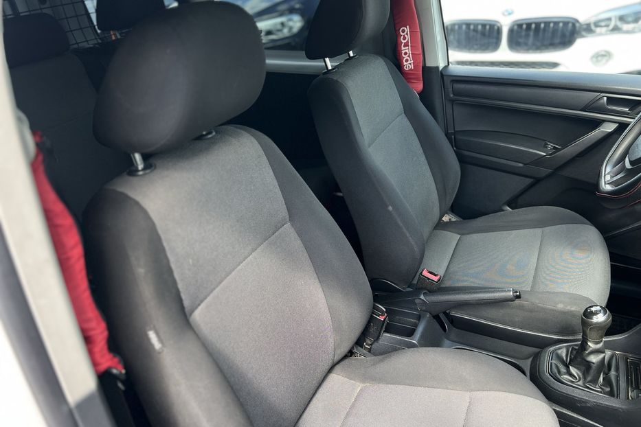 Продам Volkswagen Caddy пасс. COMIS 2015 года в г. Умань, Черкасская область