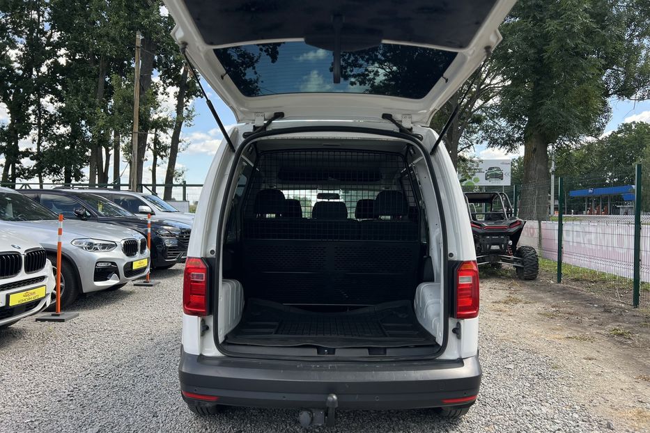 Продам Volkswagen Caddy пасс. COMIS 2015 года в г. Умань, Черкасская область