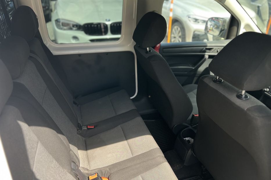 Продам Volkswagen Caddy пасс. COMIS 2015 года в г. Умань, Черкасская область