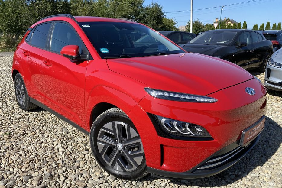 Продам Hyundai Kona 64кВтСліпізониПдгрівсиднькерма 2022 года в Львове