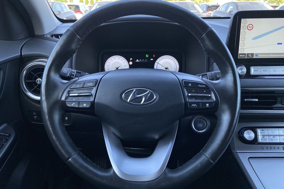 Продам Hyundai Kona 64кВтСліпізониПдгрівсиднькерма 2022 года в Львове