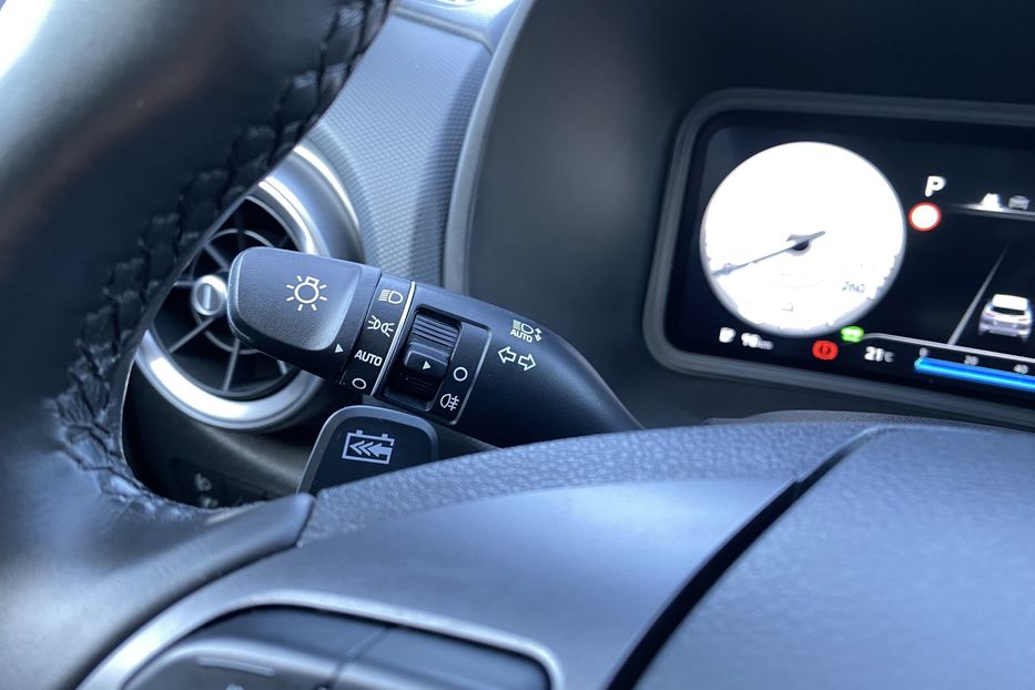 Продам Hyundai Kona 64кВтСліпізониПдгрівсиднькерма 2022 года в Львове