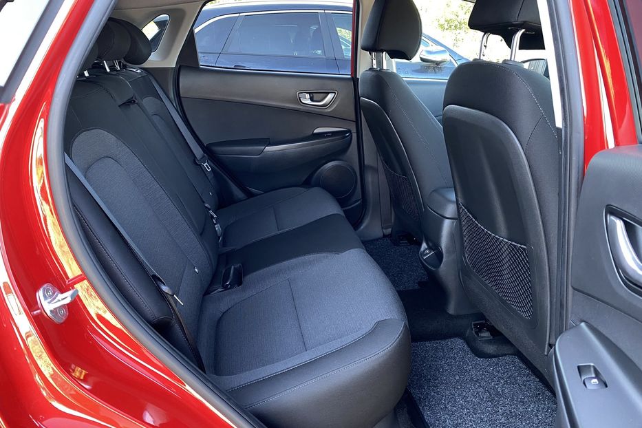Продам Hyundai Kona 64кВтСліпізониПдгрівсиднькерма 2022 года в Львове