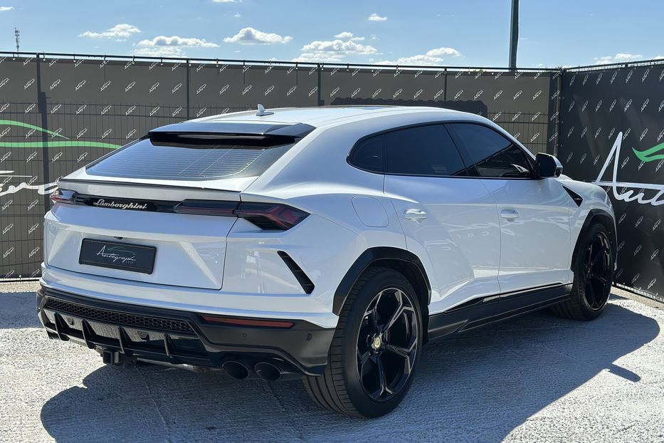 Продам Lamborghini Urus 2019 года в Киеве