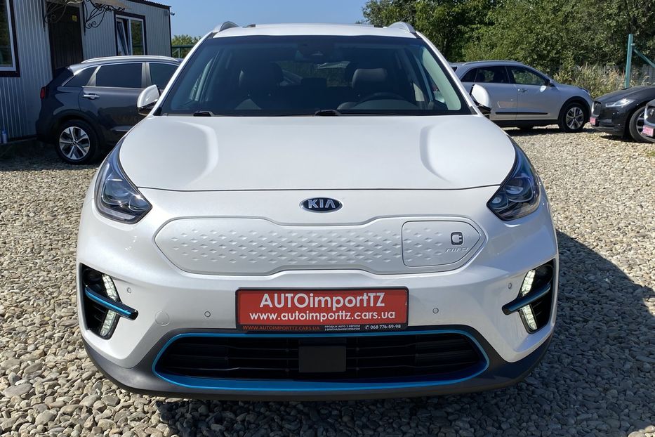 Продам Kia Niro 64 kWh Макс. комплектація Люк. 2021 года в Львове