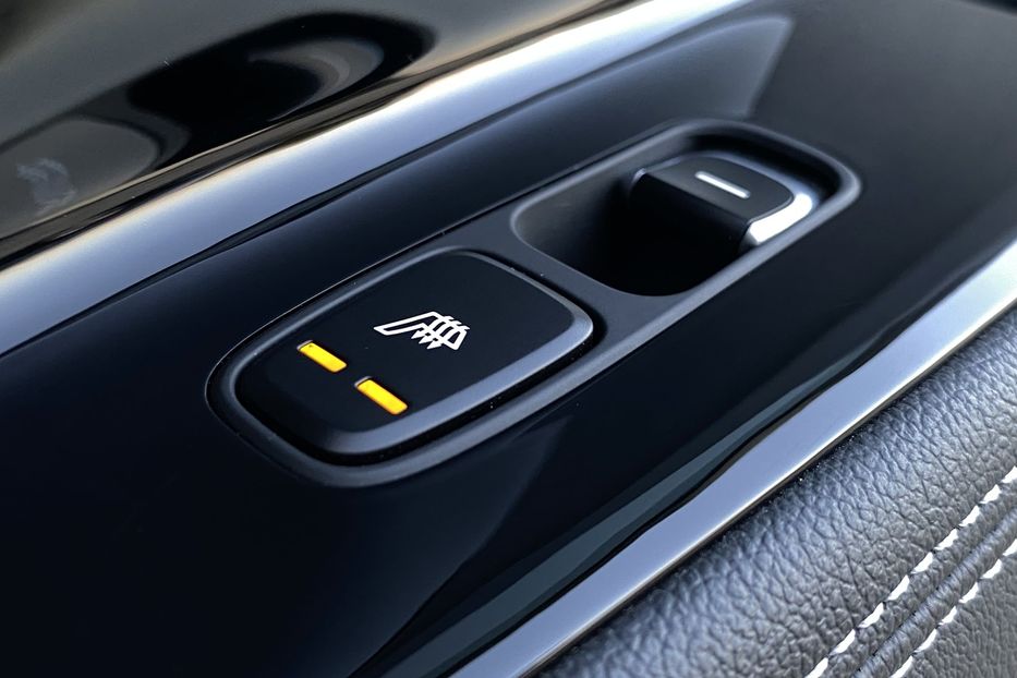 Продам Kia Niro 64 kWh Макс. комплектація Люк. 2021 года в Львове