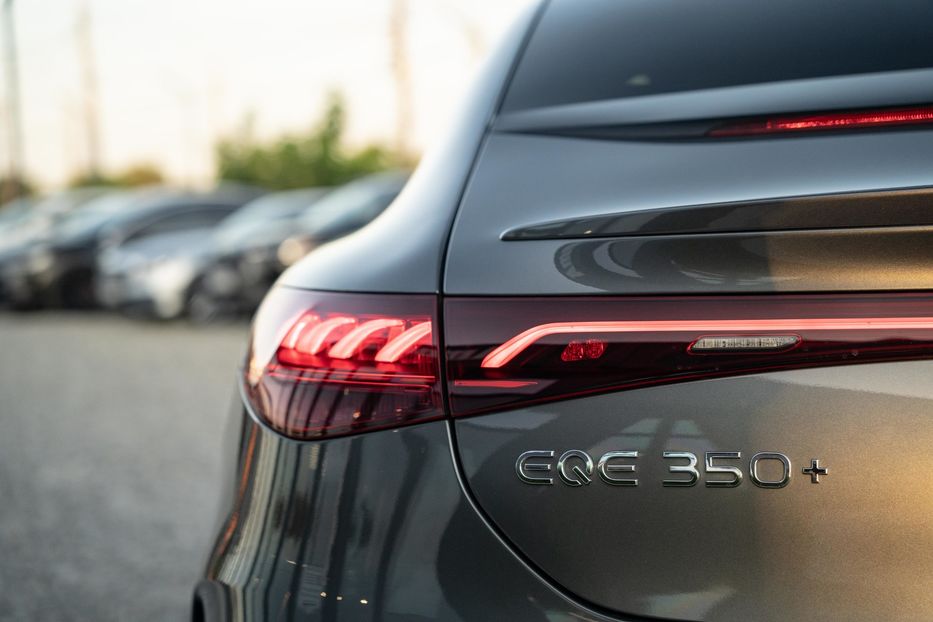 Продам Mercedes-Benz 300 EQE 350+ 2022 года в Черновцах