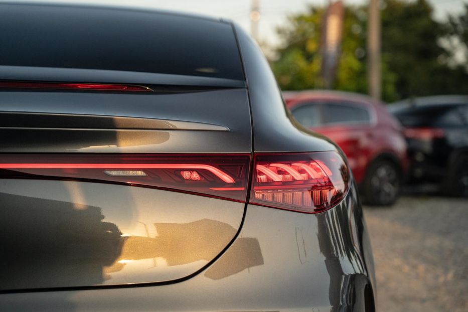 Продам Mercedes-Benz 300 EQE 350+ 2022 года в Черновцах