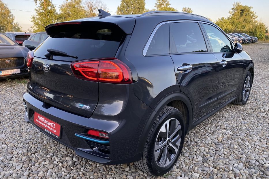 Продам Kia Niro 64 кВт Макс. комплектація 2020 года в Львове