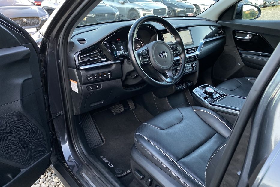 Продам Kia Niro 64 кВт Макс. комплектація 2020 года в Львове