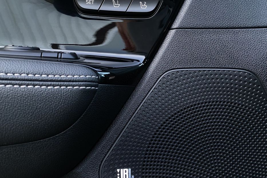 Продам Kia Niro 64 кВт Макс. комплектація 2020 года в Львове