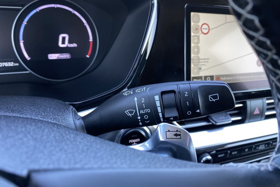 Продам Kia Niro 64 кВт Макс. комплектація 2020 года в Львове