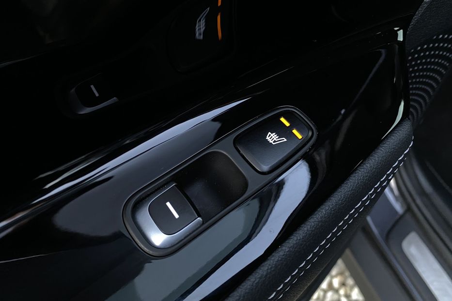 Продам Kia Niro 64 кВт Макс. комплектація 2020 года в Львове