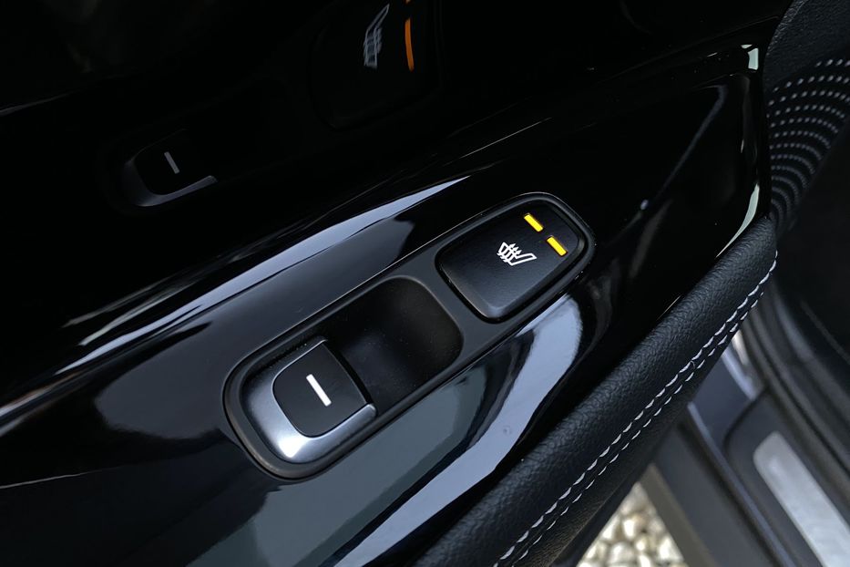 Продам Kia Niro 64 кВт Макс. комплектація 2020 года в Львове