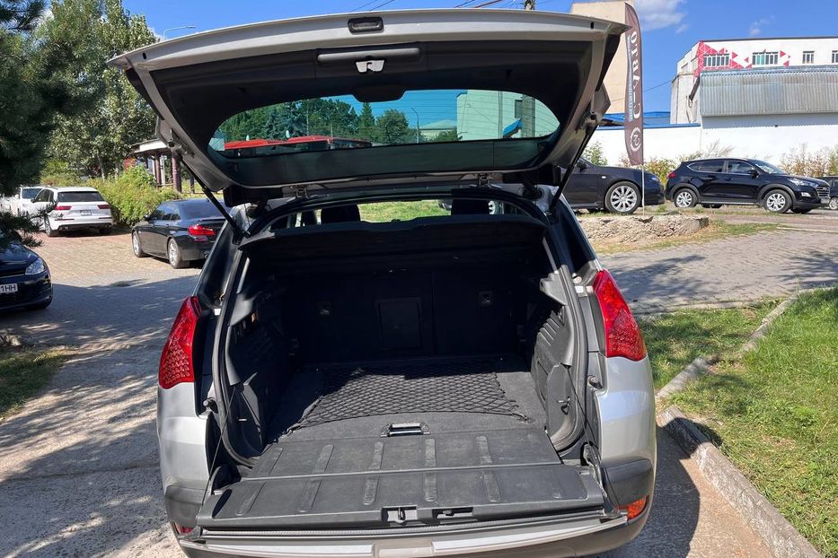 Продам Peugeot 3008 2011 года в Черновцах